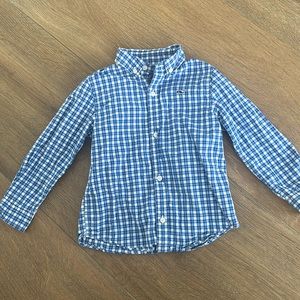 Vineyard vines boys long sleeve shirt. Size 4T.